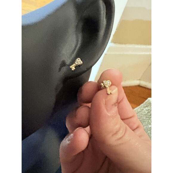 14K Gold Dainty Key Stud Earring Cubic Zirconia Heart - Picture 2 of 14